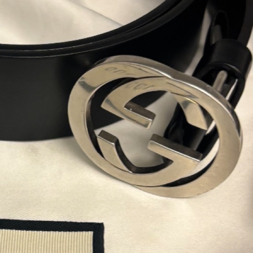 Gucci Black Belt with Silver Interlocking G Buckle - Picture 4 of 4
